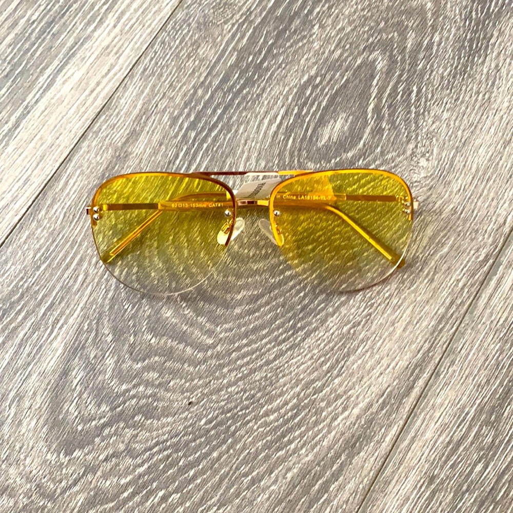 Versona sunglasses yellow tint